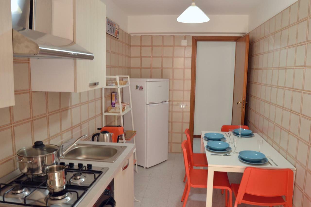 Casa Dahlia Mondello Apartment Bagian luar foto